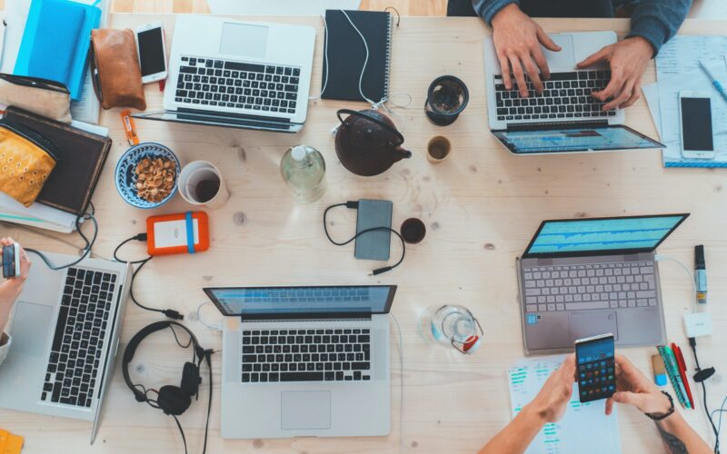Platforma biznesowa - wykorzystanie technologii w przepływie informacji w przedsiębiorstwie